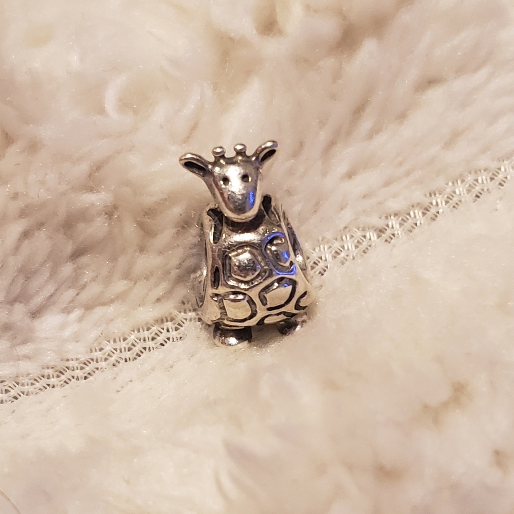 Pandora Silver Cartoon Giraffe Retired Charm DEADSTOCK
